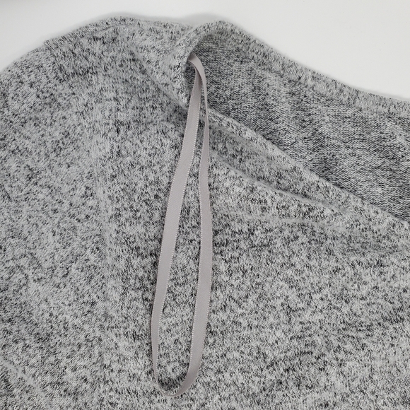 Gray Sweater- Women's- GREEN ENVELOPE- Size 2X - Picture 5 of 9